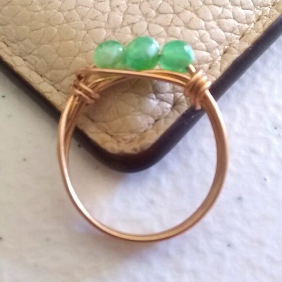 Size 8.5 ~ Apple Green Agate ~ Slim Dainty Beaded Ring ~ Durable EveryDay Wear! - Picture 4 of 9
